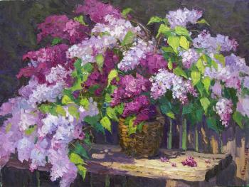 Lilacs in the basket. Vilkova Elena