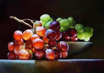 Grapes and light. Grechina Anna