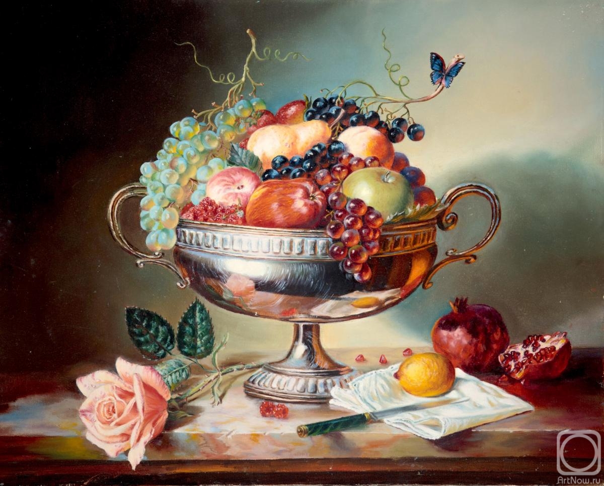 Borisova Svetlana. Fruit in a Silver Vase