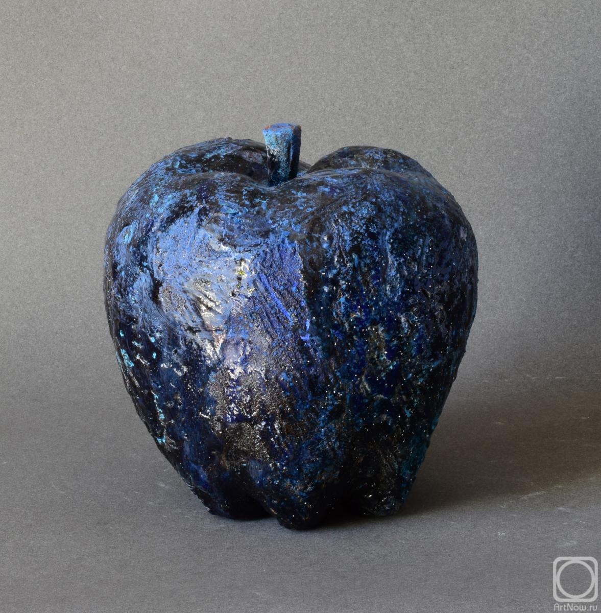 Grekova-Prohorenko Sofiya. Blue Apple