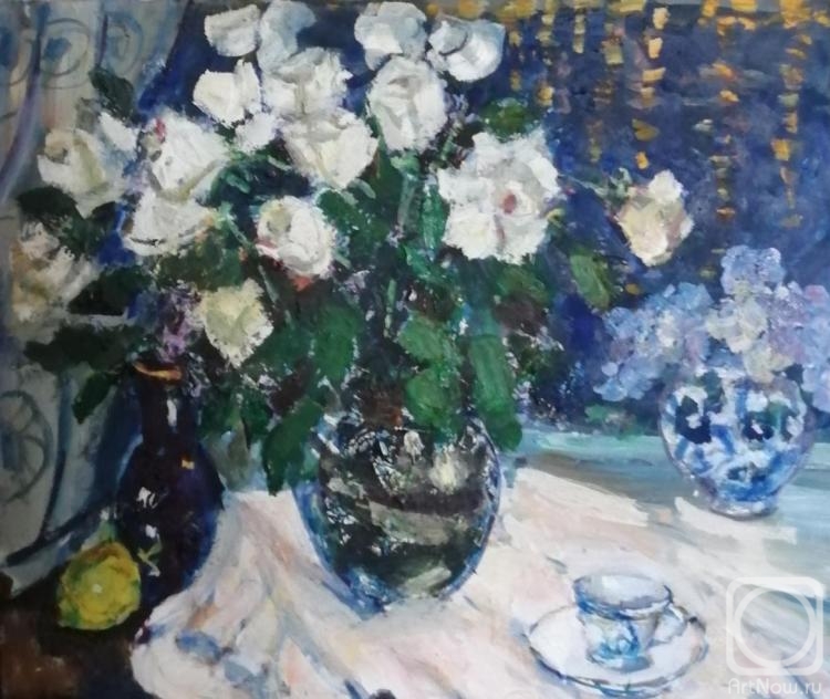 Zhinkina Larisa. White roses