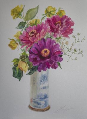 Bouquet in a Chinese vase. Zvereva Tatiana