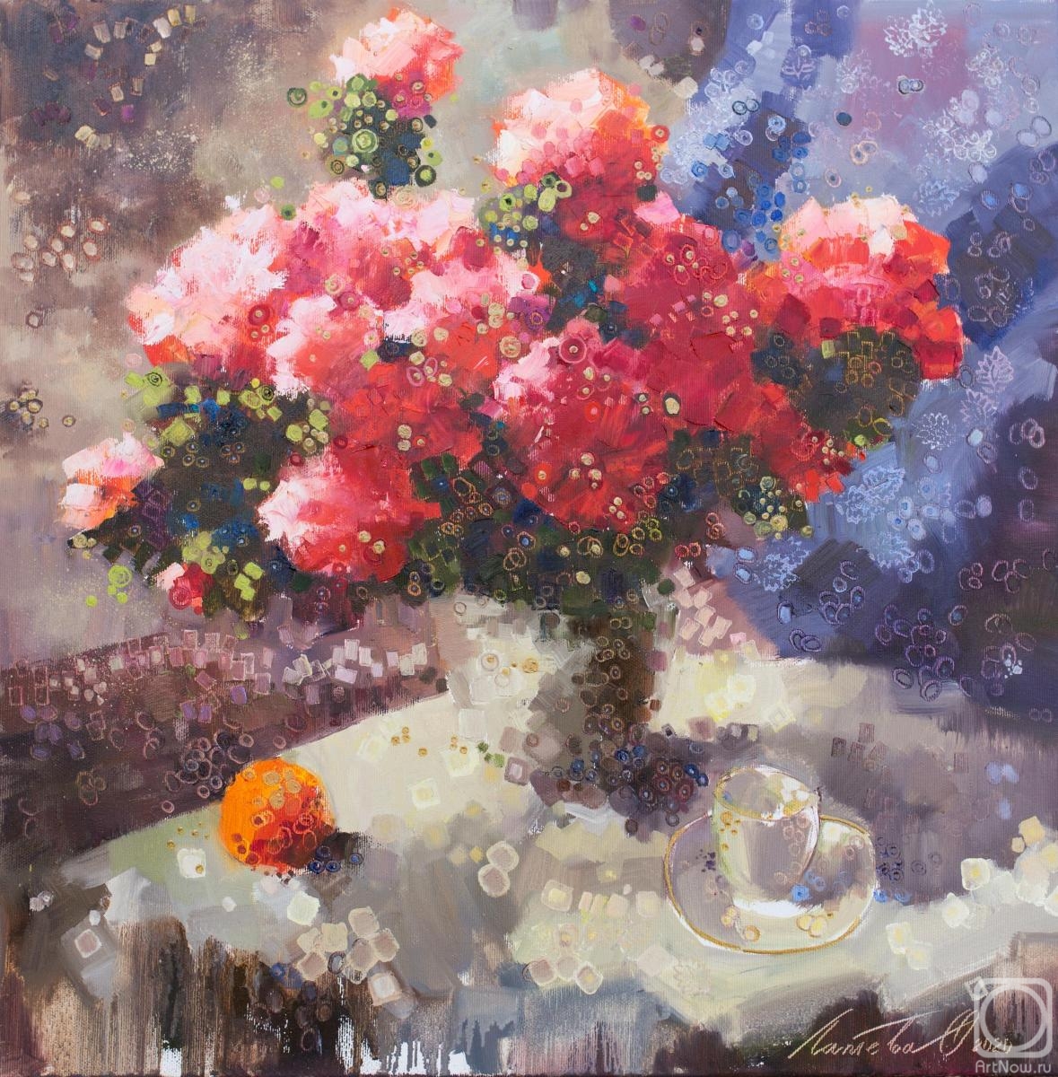 Lapteva Olga. Flowers as lipstick color