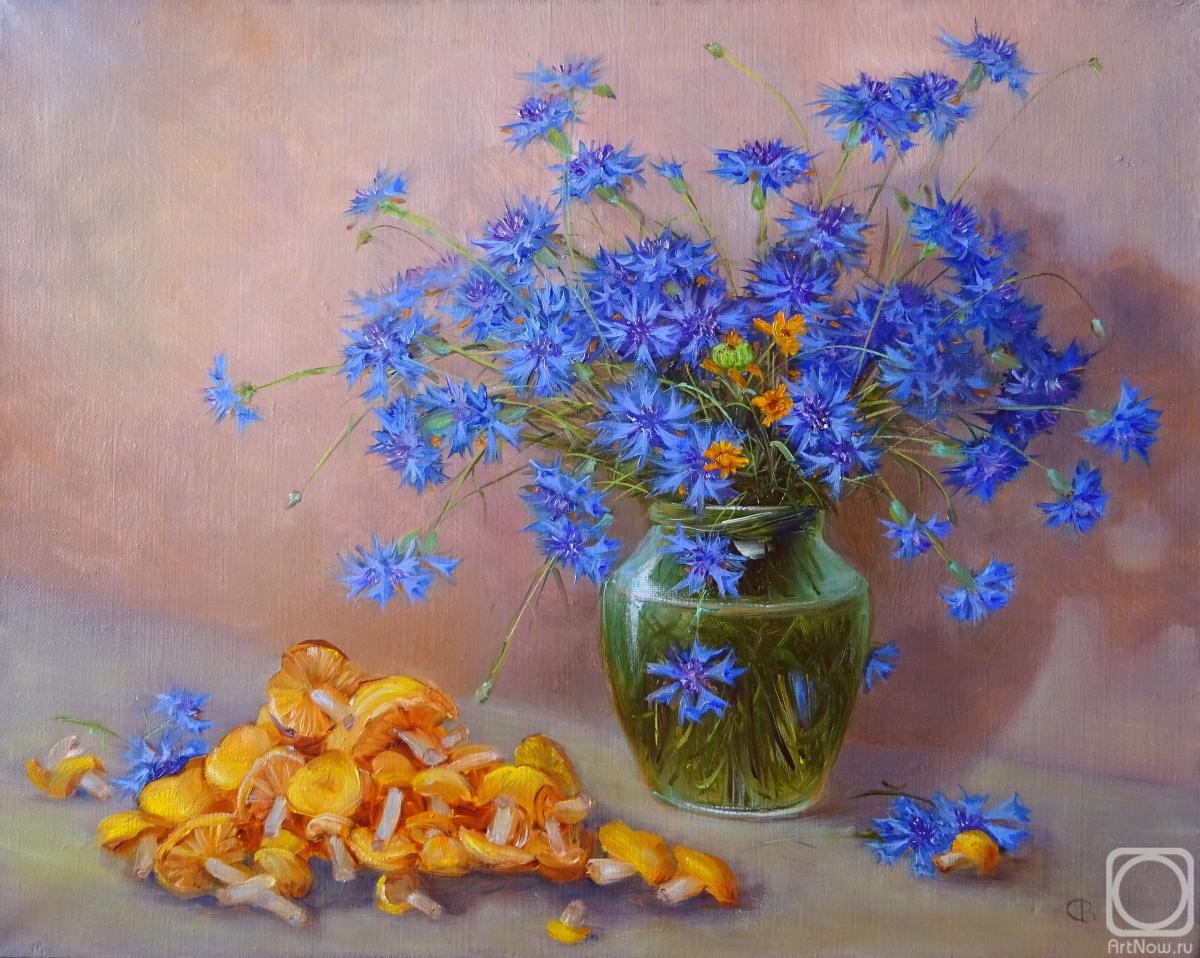 Razumova Svetlana. Cornflowers and chanterelles
