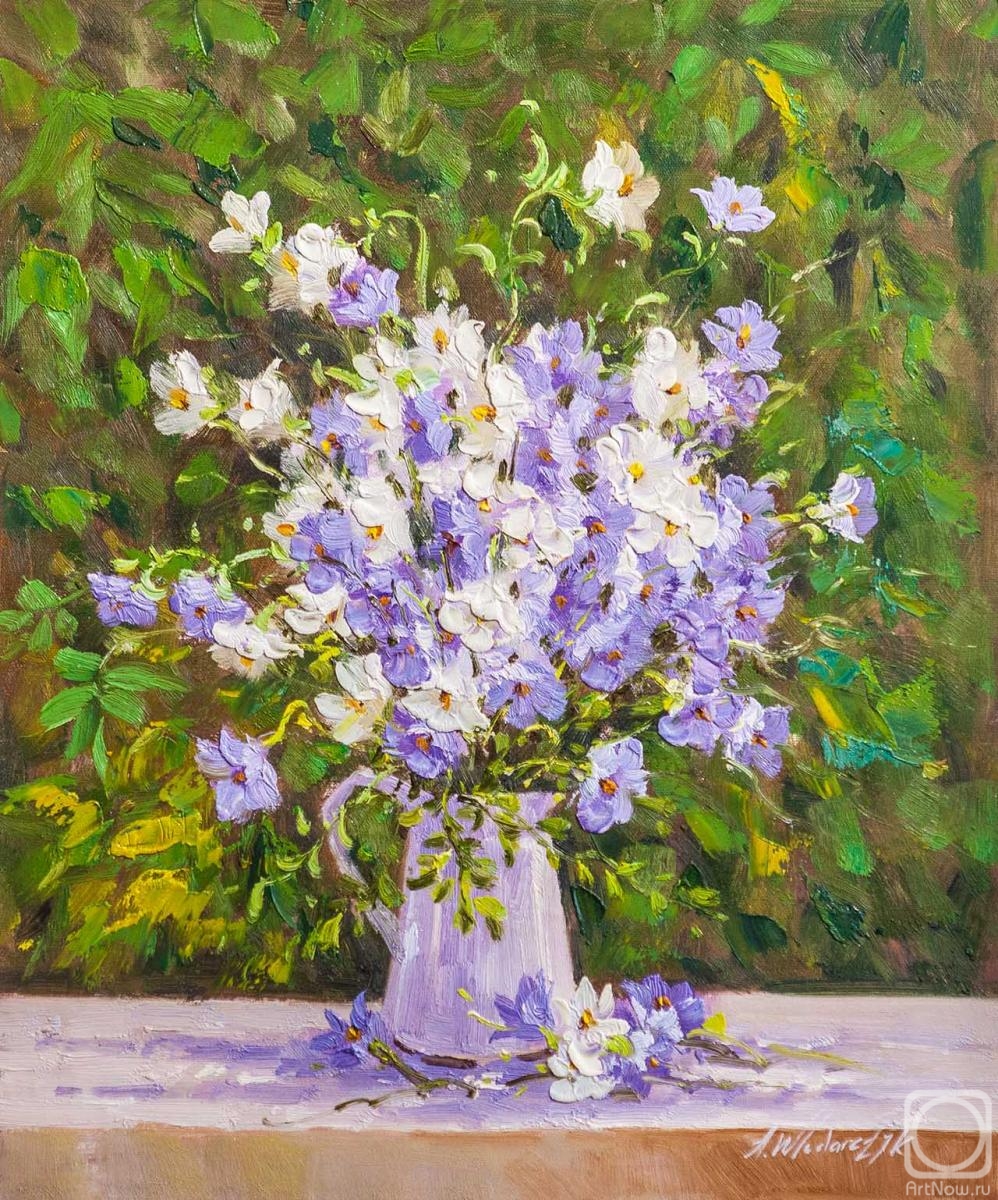 Vlodarchik Andjei. A bouquet of bluebells in a jar