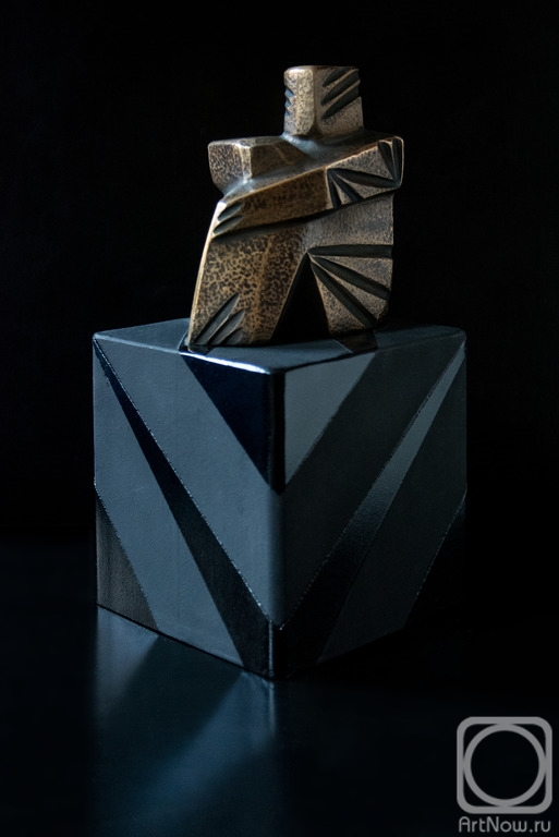 Perminov Aleksandr. The Thinker on a Cube