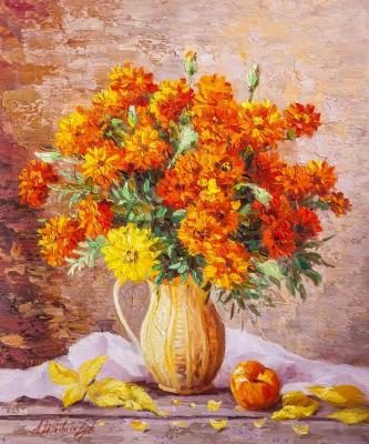 Bouquet of marigolds in a jug