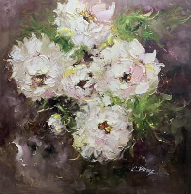 Bouquet of white peonies. Expression