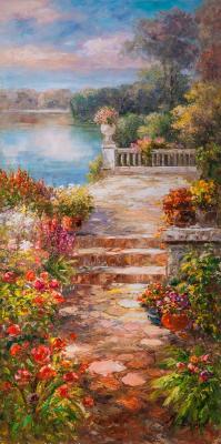 Blooming courtyard. Noon