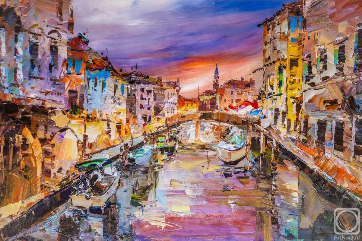 Rodries Jose. Walk along the canals of Venice. Sunset