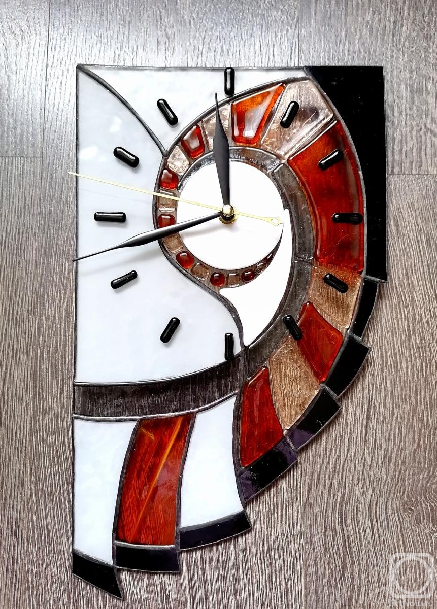 Kuropteva Evgenia. Clock "Spiral of time"