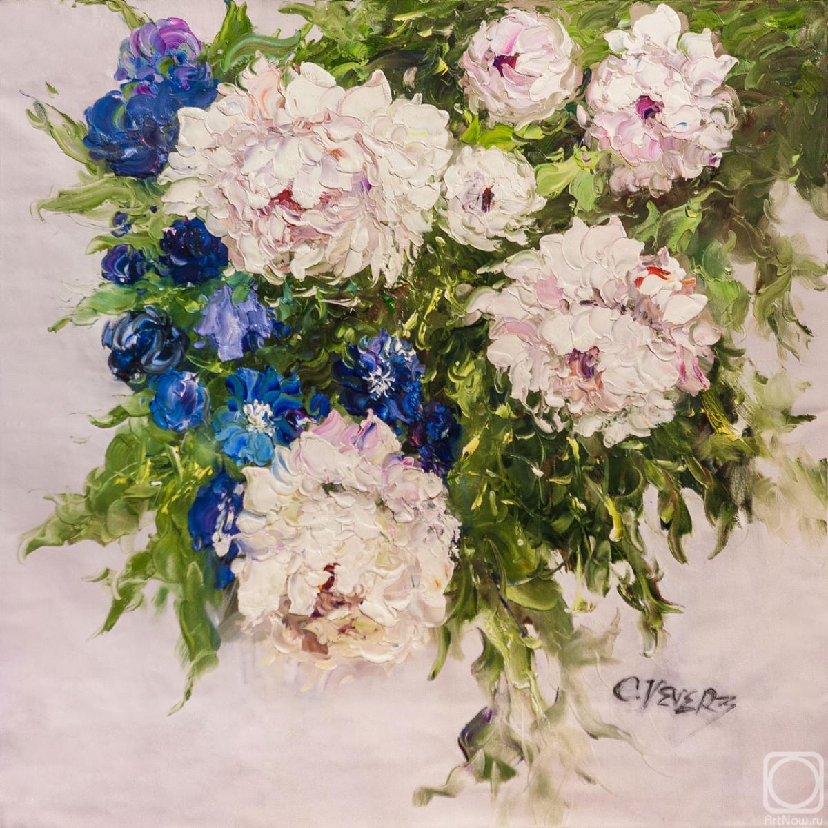 Vevers Christina. Bouquet of white peonies and cornflowers