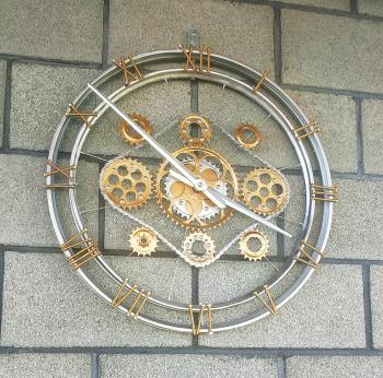 Wall clock. Fedchenko Vladimir