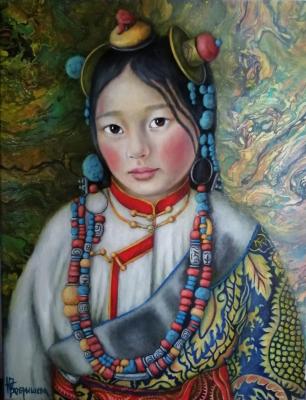 Tibet. Elegant girl