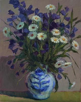 Bluebells and daisies. Ovchinini Lyutcia