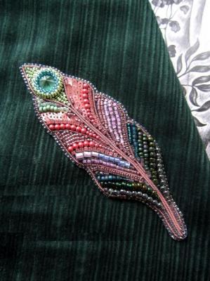 Pin Brooch: Magic Feather (Brooch Made Of Beads). Lavrova Elena