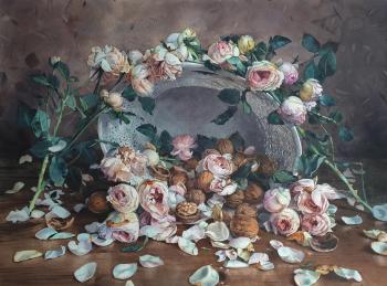 Still life with roses and nuts. Shundeeva Tatiana