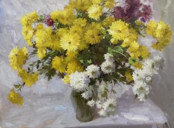 Chrysanthemums. Nikolaev Yury