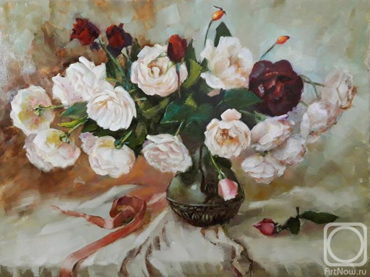 Zlobina Marina. Union of scarlet and white roses