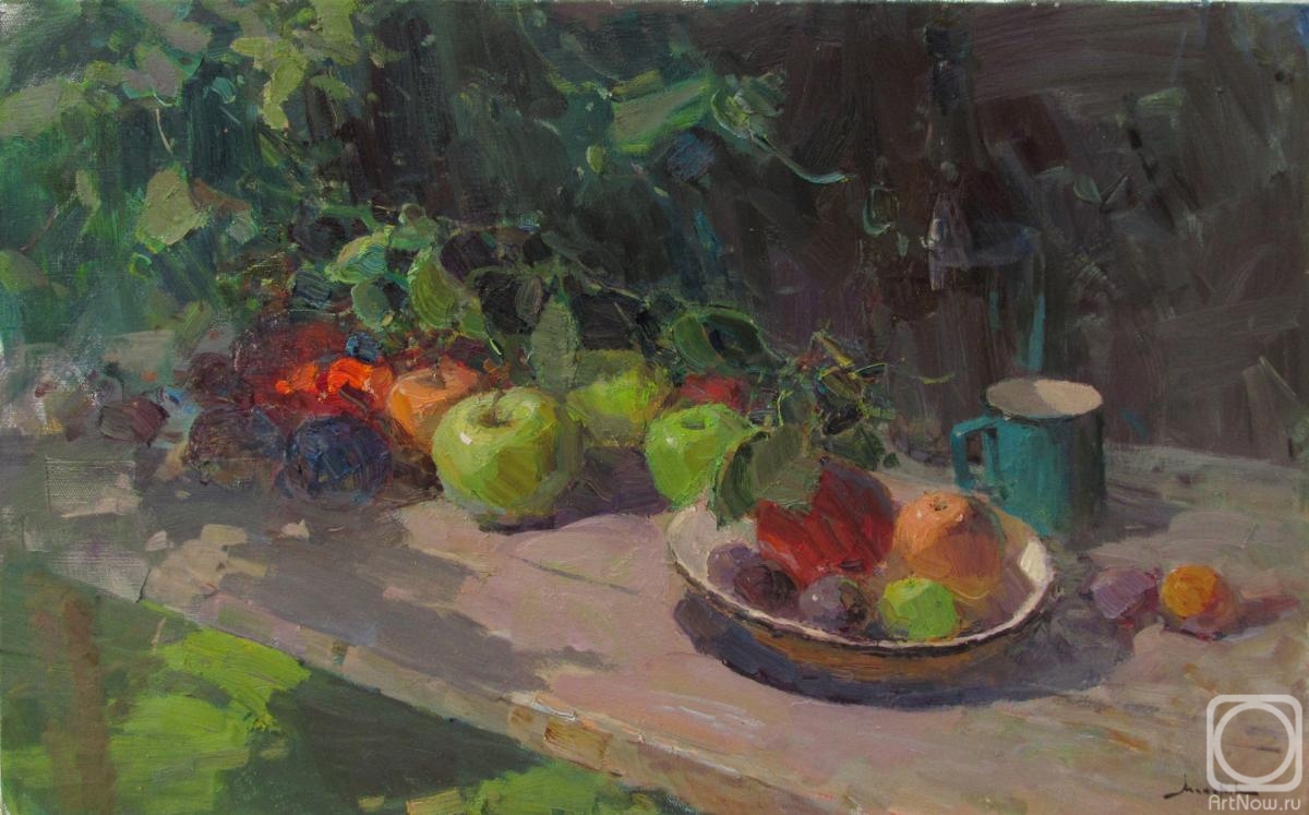 Makarov Vitaly. Apples on the table