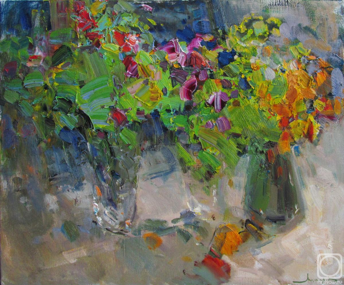 Makarov Vitaly. Etude with garden flowers