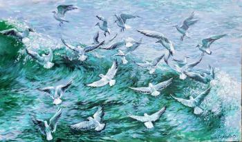 Seagulls over the wave