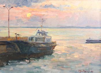 Arkhangelsk. Evening on the pier