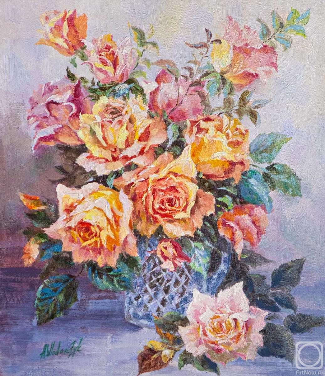 Vlodarchik Andjei. Bouquet of tea roses in a crystal vase