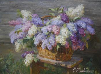 Lilac in the basket. Ivanova Natalya