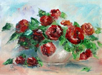 Roses in the white vase. Lopatina Olesya