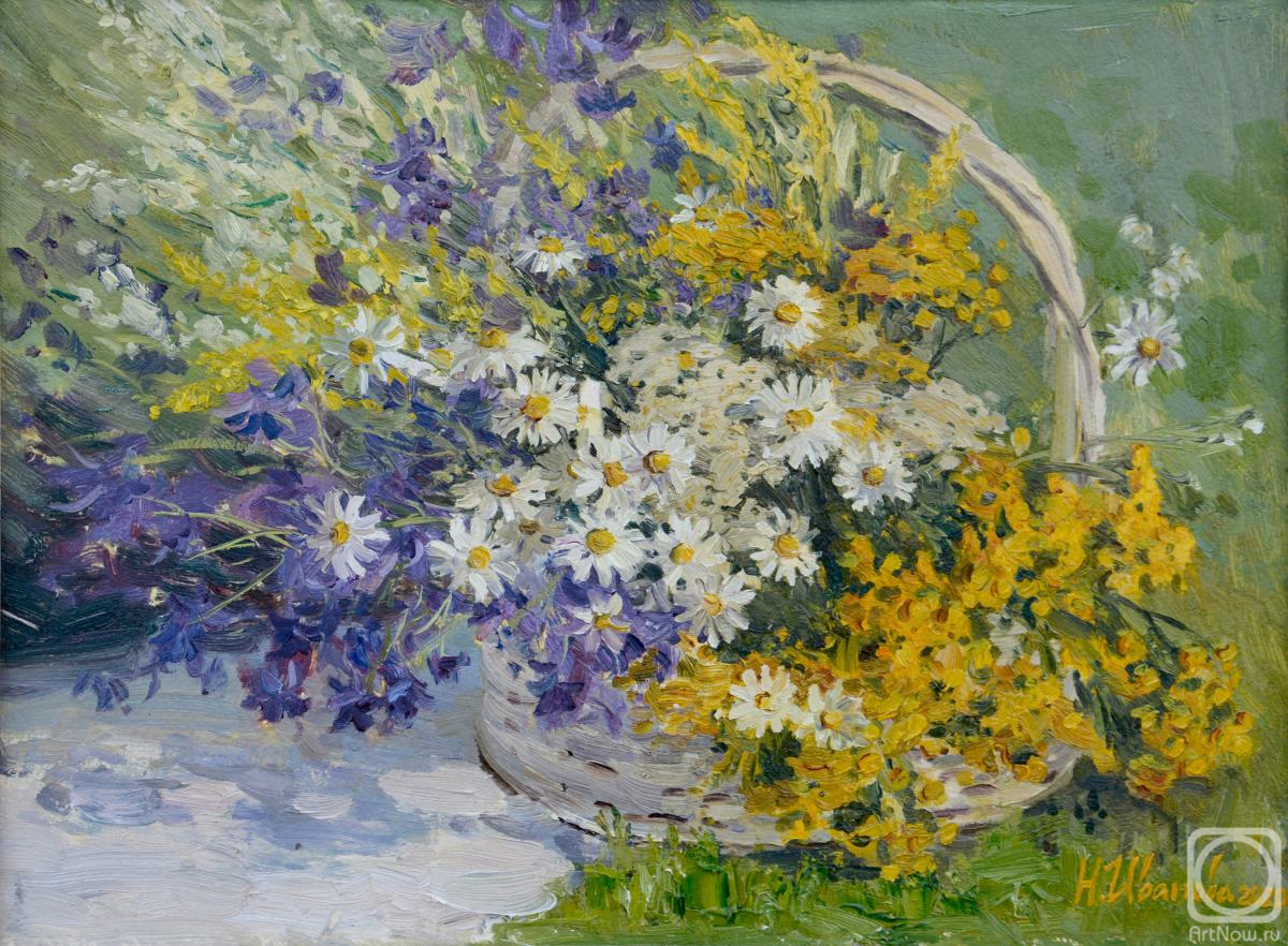 Ivanova Natalya. Flowers in a basket
