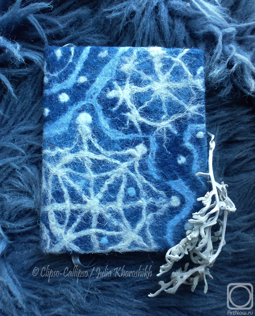 Horoshih Yuliya. Snowflakes, handbound journal with felted cover