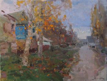 Autumn street in the village of Vyatskoe.