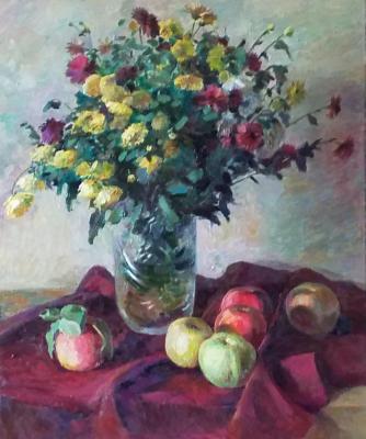 Chrysanthemums and apples. Pozdnikova Ivetta