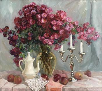 Flowers, apples, romance, candles. Skachkova Olga
