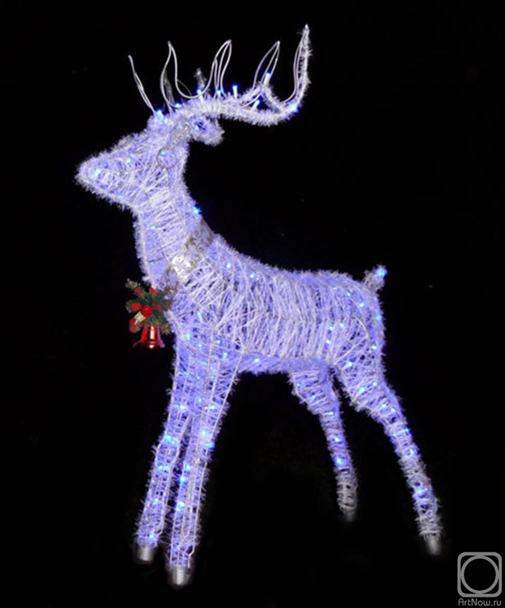 Golubtsov Aleksandr. The deer is festive