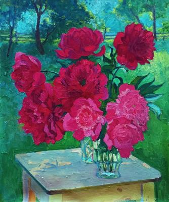 Melnikov Aleksandr Aleksandrovich. Bouquets of peonies in the garden