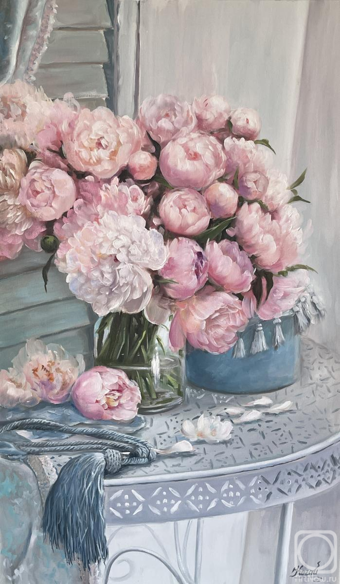 Kogay Zhanna. Bouquet of peonies on the table