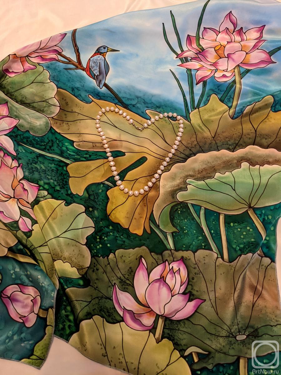 Moskvina Tatiana. Lotuses and Birds (Batik Scarf)