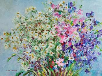 Bouquet of daisies and bluebells (Painting Daisies). Kruglova Svetlana