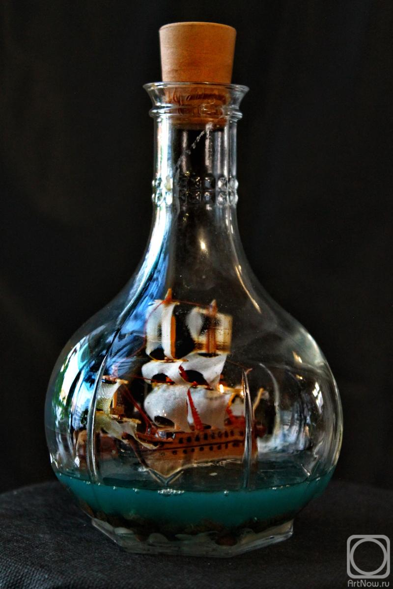 Kiselevich Gennadiy. Miniature in a bottle. Ship