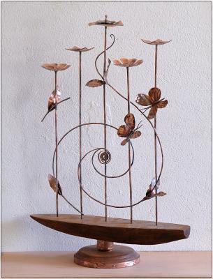 A boatload of flowers (Sculpture). Maksimov Sergey