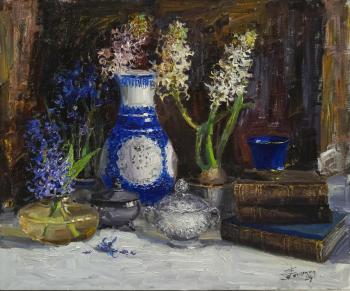 "Hyacinth Day (Antique Vase). Gagarina Elena