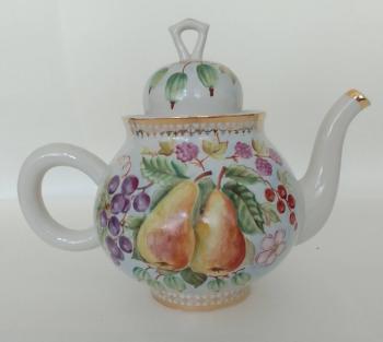 Teapot "fruits". Andreeva Marina