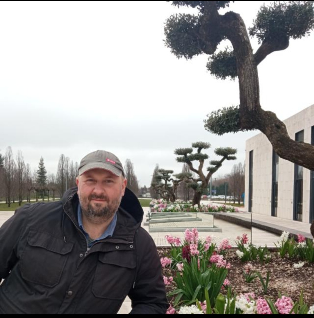 ����� ������� �������������