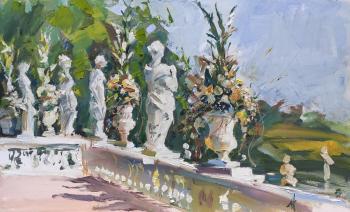 Arkhangelsk. Sculptures and flowers (����������). Mihaylenko Alina