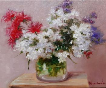 Bouquet of flowers phlox and amaranth