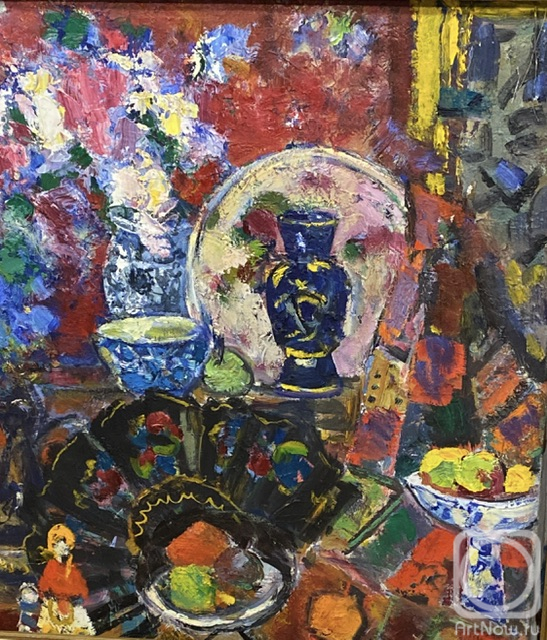 Zhinkina Larisa. Still life with fan