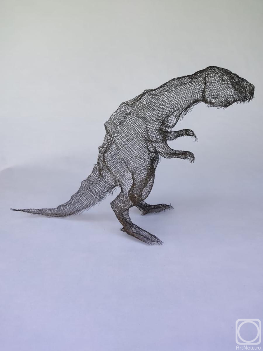 Selari Serdzhio. Little dinosaur