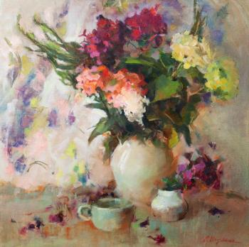 Still life with phlox and hydrangeas